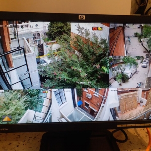 重慶別墅監(jiān)控攝像機(jī)安裝